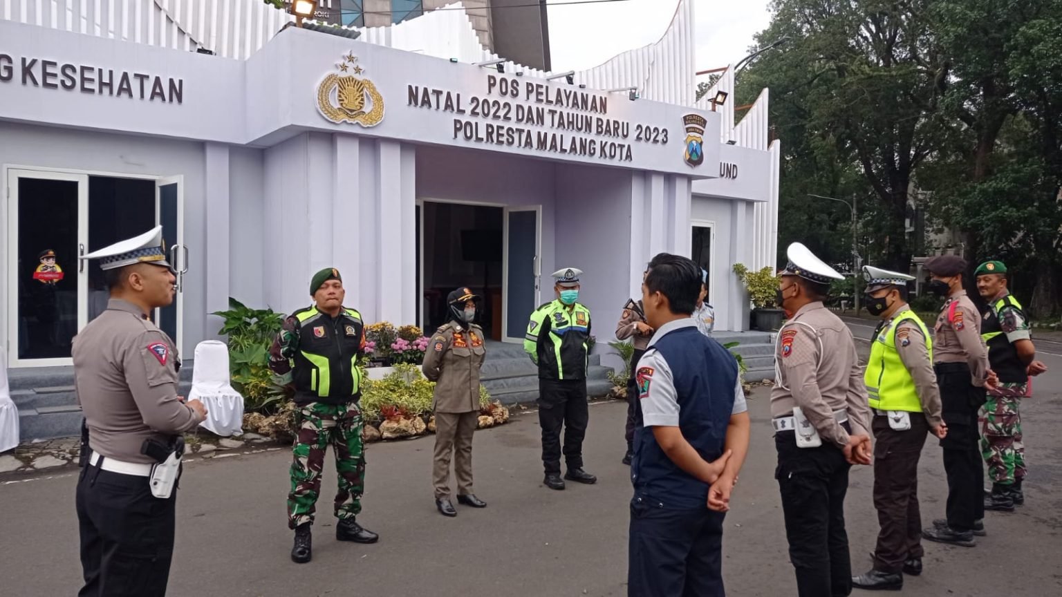 Malang Post Kodim Bersama Polresta Malang Kota Terus Pantau