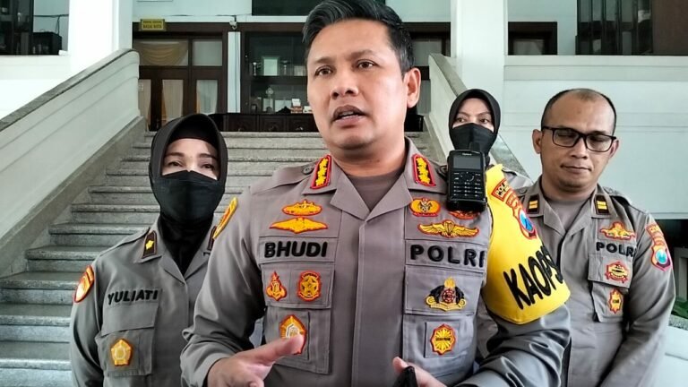 Tangkal Berita Hoax Polresta Malang Kota Siap Bersinergi Di Komite Komunikasi Digital Malang 0387