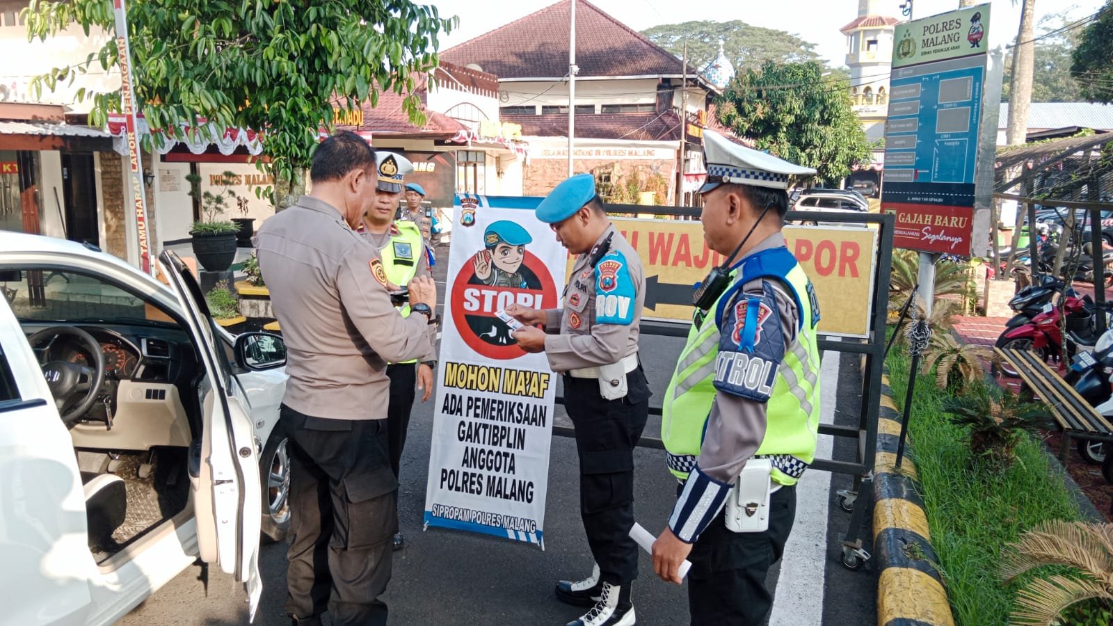 Malang-post.com - Dukung Operasi Patuh Semeru 2023, Polres Malang ...