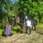 Personel Koramil 0833/04 Sukun, Bersinergi Laksanakan Karya Bakti Bersihkan Taman Walet