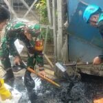 Cegah Banjir Babinsa Koramil Klojen Kerja Bakti Bersihkan Gorong - Gorong