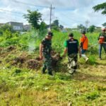 Peduli Lingkungan Koramil Lowokwaru Gelar Kerja Bakti Di Wilayah Binaan