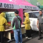 Persit Kodim 0833/Kota Malang Gelar Makan Gratis Bersama Warung Azzahra