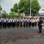 Tingkatkan Kesiapsiagaan, Babinsa Mulyorejo Berikan Pelatihan dan Pembinaan Kepada Linmas