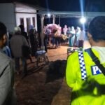 Polisi Bersama Warga Evakuasi Bocah Tenggelam Pagelaran