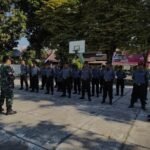 Sinergi Babinsa Dan Linmas Jaga Ketertiban Pisangcandi