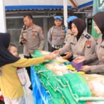 Polres Malang Gelar Bazar Murah, Lima Ton Beras Ludes