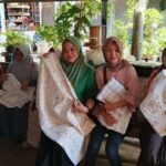 Polinema Optimalkan Pemasaran UKM Batik Bambu Kenanga Turen