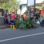 Babinsa Lowokwaru dan Warga, Gotong Royong Membangun Lingkungan