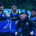 Lawan Persebaya, Arema Ngotot Menang Agar Aremania Senang