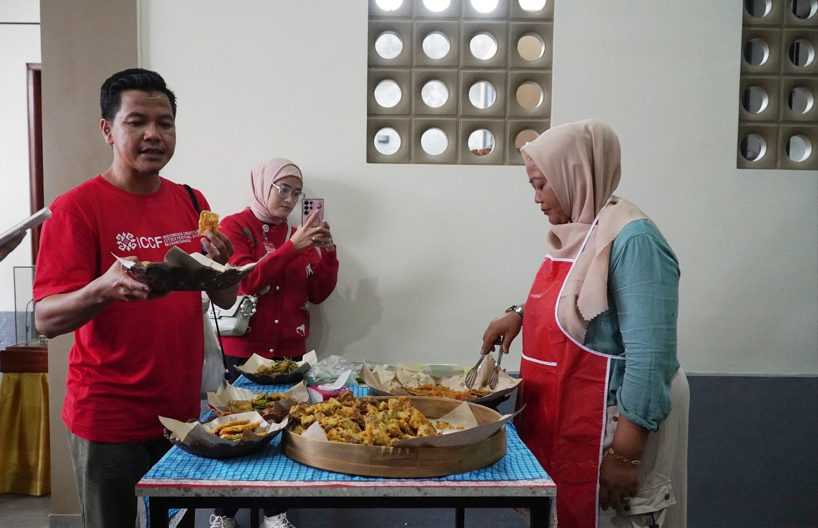 malang-post.com - Petik Apel, Cicip Tempe, Rangkai Cita Rasa Kota Batu ...