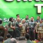 TMMD ke-46/2025 Sukses, Bupati dan Dandim Raih Penghargaan