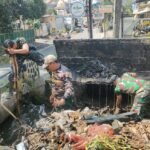 Upaya Antisipasi Banjir, Koramil 0833-05/Lowokwaru Bersihkan dan Normalisasi Sungai