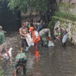 Koramil 0833-04/Sukun Bersama Warga Gelar Kerja Bakti Pembersihan dan Normalisasi Sungai