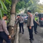 Diduga Mengantuk, Motor Hantam Pohon lalu Terjun ke Jurang di Junrejo