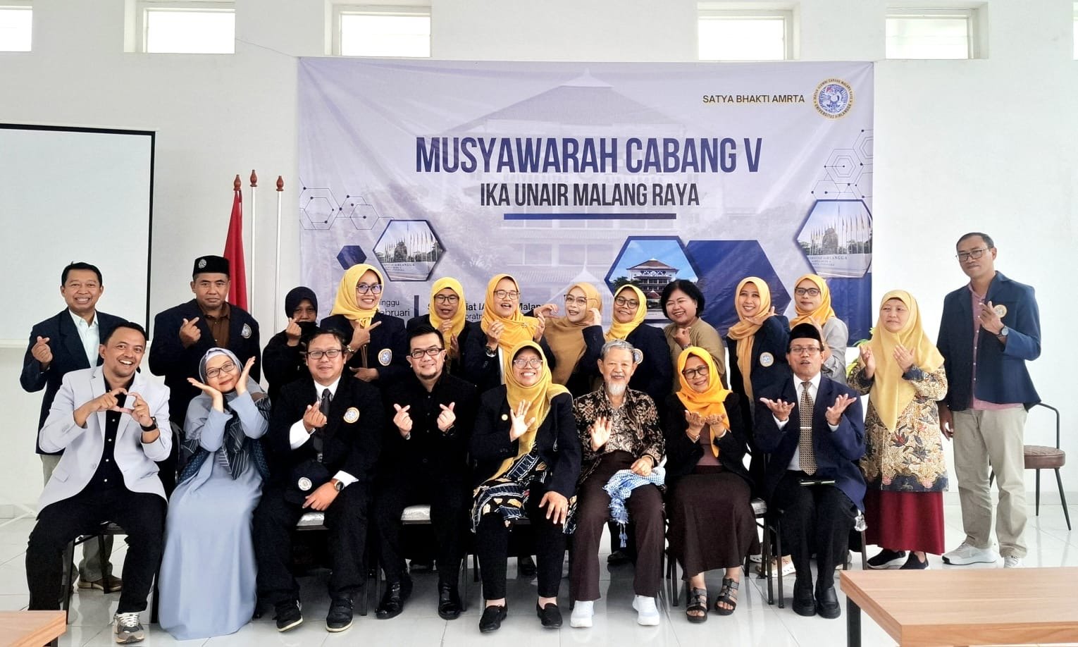 malang - post . com - Resmi Ketua IKA Unair Malang Raya , drg Ivan Drive Komitmen Terapkan Lima Visi AKRAB