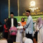 NU Care-LAZISNU Bagi 300 Santunan di Gedung DPRD Kota Malang