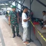 Babinsa Blimbing Bersama Bhabinkamtibmas Amankan Kunjungan Warga Binaan di Lapas Kelas I Malang