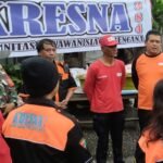 Relawan Kresna Berbagi Takjil: Rombongan Suster Pun Membalas Senyum