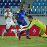 Tujuh Gol, Dua Bunuh Diri, Arema Kalah di Kandang