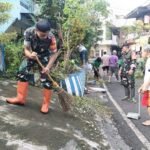 Babinsa Klojen Aktif Dampingi Warga Kerja Bakti Lingkungan