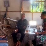 Babinsa Blimbing Komsos Bersama Warga Arjosari Tingkatkan Keamanan Lingkungan