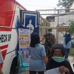 Babinsa Klojen Dampingi Skrining Kesehatan Paru Warga Kelurahan Kasin