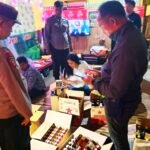 Polsek Kedungkandang Obrak Warung Karaoke Remang-remang di Selatan GOR Ken Arok, Ratusan Botol Miras...