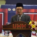 Dulu Jualan Hasil Bumi Kini Jadi Sekda, Akhmad Sugiharto Berbagi Kisah di Wisuda UMM