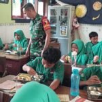 Peran Aktif Babinsa Blimbing dalam Pendampingan Makan Bergizi Gratis