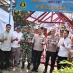 Jembatan Presisi Dusun Gerdu: Ketika Polisi, Warga dan Swasta Patungan Nyawa