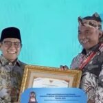 Sabet Juara 1 Nasional Paritrana Award 2026, Desa Tulungrejo Batu Jadi Pionir Perlindungan Pekerja R...