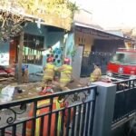 Kebakaran Hebat di Pendem Batu Hanguskan Dua Rumah, Kerugian Rp700 Juta, Dipicu Listrik Tak Standar