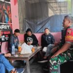 Komsos Humanis Babinsa Klojen Dekatkan TNI dan Warga Serap Keluhan dan Solusi