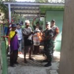 Kodim 0833/Kota Malang Gelar Karya Bakti Rehab Jamban Sehat di Kampung Putih