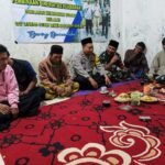 Babinsa Kedungkandang Komsos Bersama Warga Perkuat Kondusivitas Wilayah