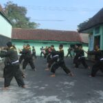 Kodim 0833 Gelar Latihan Pencak Silat Militer