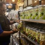 Kurs Dolar AS Menggila Tembus Rp18 Ribu: Harga Oleh-Oleh Khas Kota Batu Ramai-Ramai Naik, Ini Daftar...