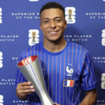 Pecahkan Rekor Berusia 96 Tahun, Kylian Mbappe Jadi Pemain Pertama yang Dua Kali Raih Sepatu Emas