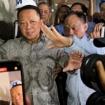 Ditahan Kasus TPPU Tanpa Rompi Pink dan Borgol, Kejagung Berdalih Petugas Buru-buru Bawa Febrie Adri...