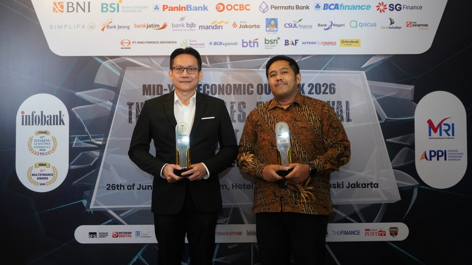 malang-post.com - Danamon Borong 12 Penghargaan Banking Customer Experience 2026, Bukti Konsistensi Tingkatkan Layanan Nasabah