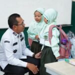 Pantau Hari Ketiga MPLS, Wali Kota Batu Tegaskan Zero Toleransi untuk Bullying
