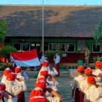 Babinsa Bumiayu Bekali Siswa Sekolah Dasar Jiwa Nasionalisme dan Disiplin