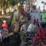 Semangat Gotong Royong, Babinsa Lowokwaru dan Warga Wujudkan Lingkungan Asri