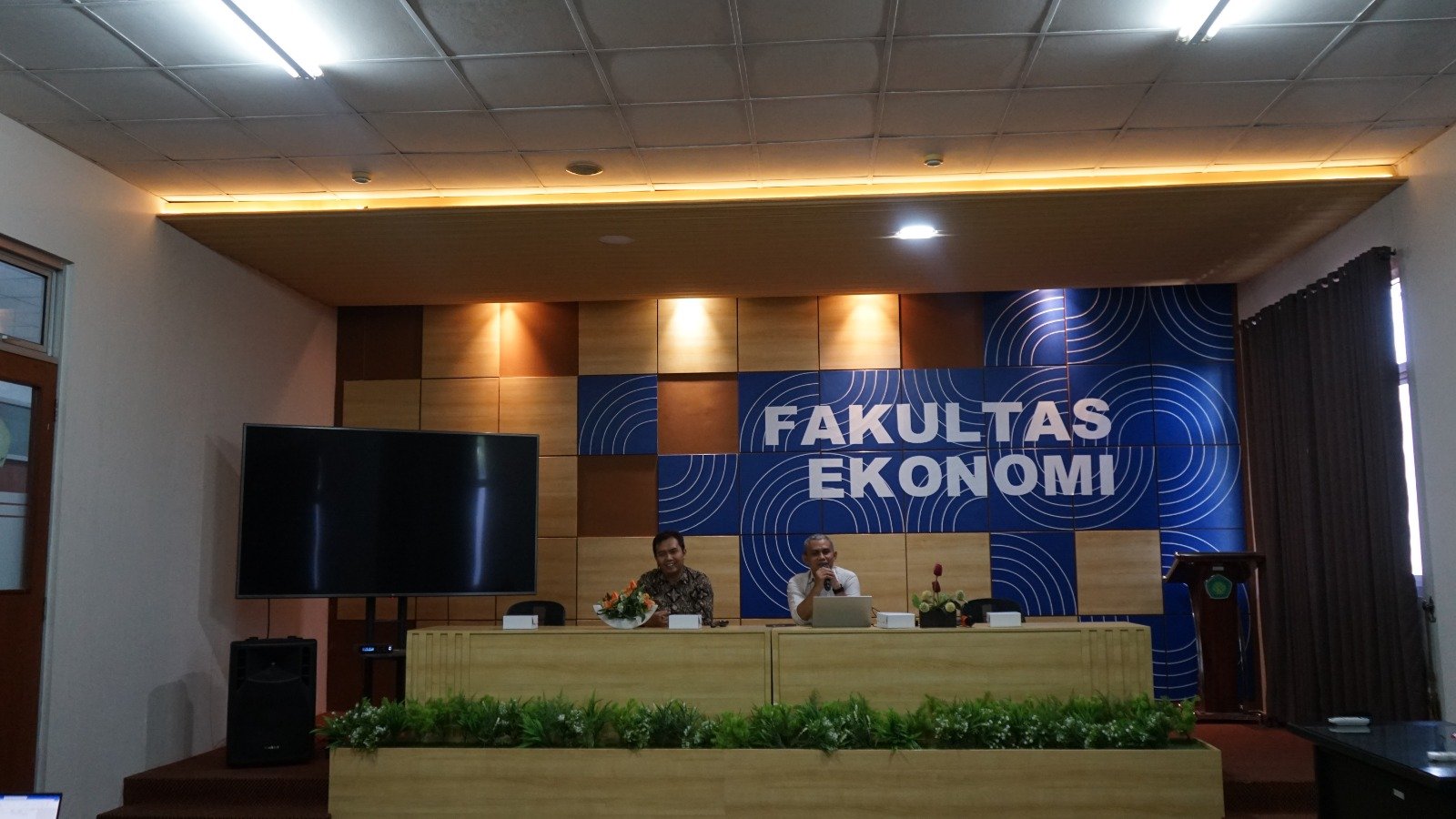 malang-post.com - Digelar di FE UIN Malang, 4 Perguruan Tinggi Gelar FGD Riset JATIM MELAJU