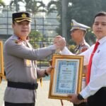 Kapolres Malang Berikan 253 Penghargaan kepada Personel Berprestasi dan Masyarakat Pendukung Kamtibm...