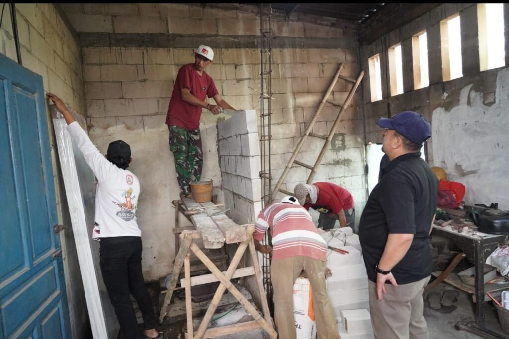 Karang Taruna Batu Benahi Rumah Lansia, Gotong Royong Hadirkan Hunian Layak