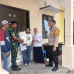 Babinsa Bakalankrajan Dampingi Penyaluran Bantuan Pangan Wilayah Binaan