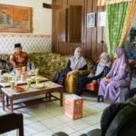 Wujud Kampus Inklusif, Pimpinan UNISMA Kunjungi Mahasiswa Baru Disabilitas di Mojokerto