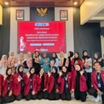 Mahasiswa PPG UMM Olah Limbah Mawar Punten Jadi Air Freshener Élarose